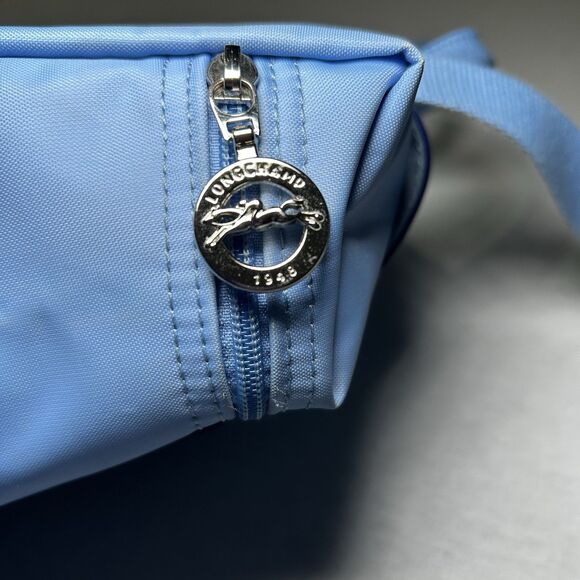 Longchamp le Pliage Club Nylon Backpack In Light Blue Corners Intact Minor Wear - Picture 8 of 12